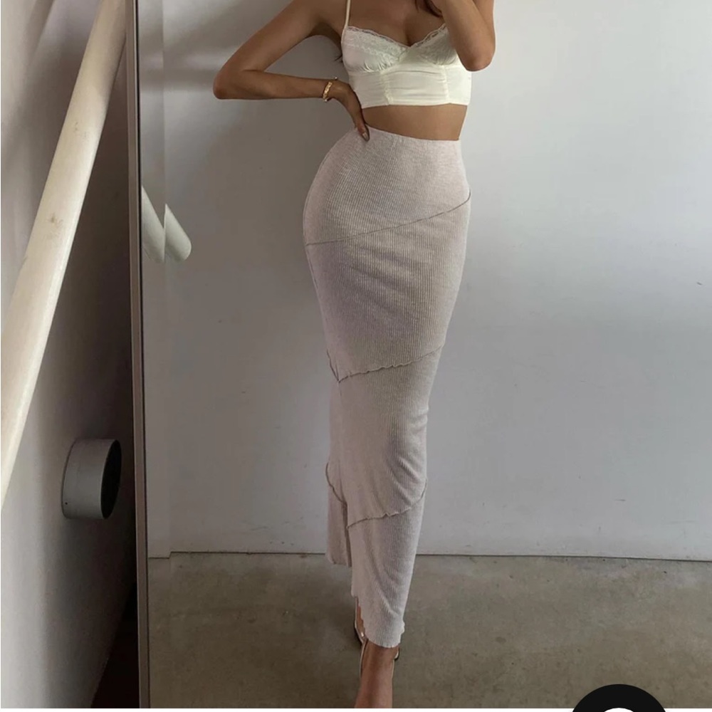 Princess Polly Oscar Maxi Skirt Beige Size 6